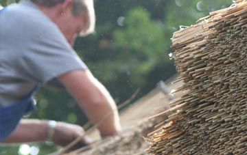 professional Lower Broadheath thatchers